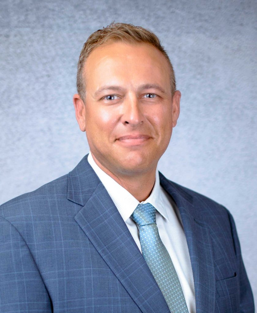 Qualifications Carlson Norris